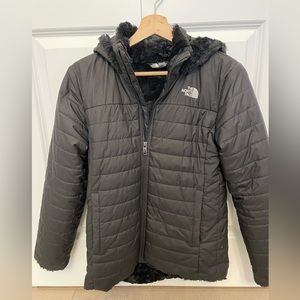 EUC North Face winter coat with hood Girl’s size 14/16 black